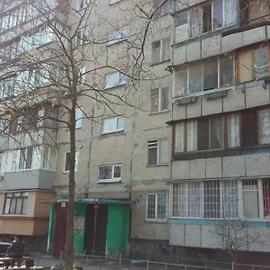 1к оболонь- м.минская и героев днепра Апартаменты Киев