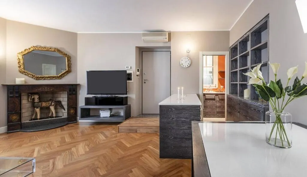 Milan Royal Suites - Centro Cadorna 0*,  Italia