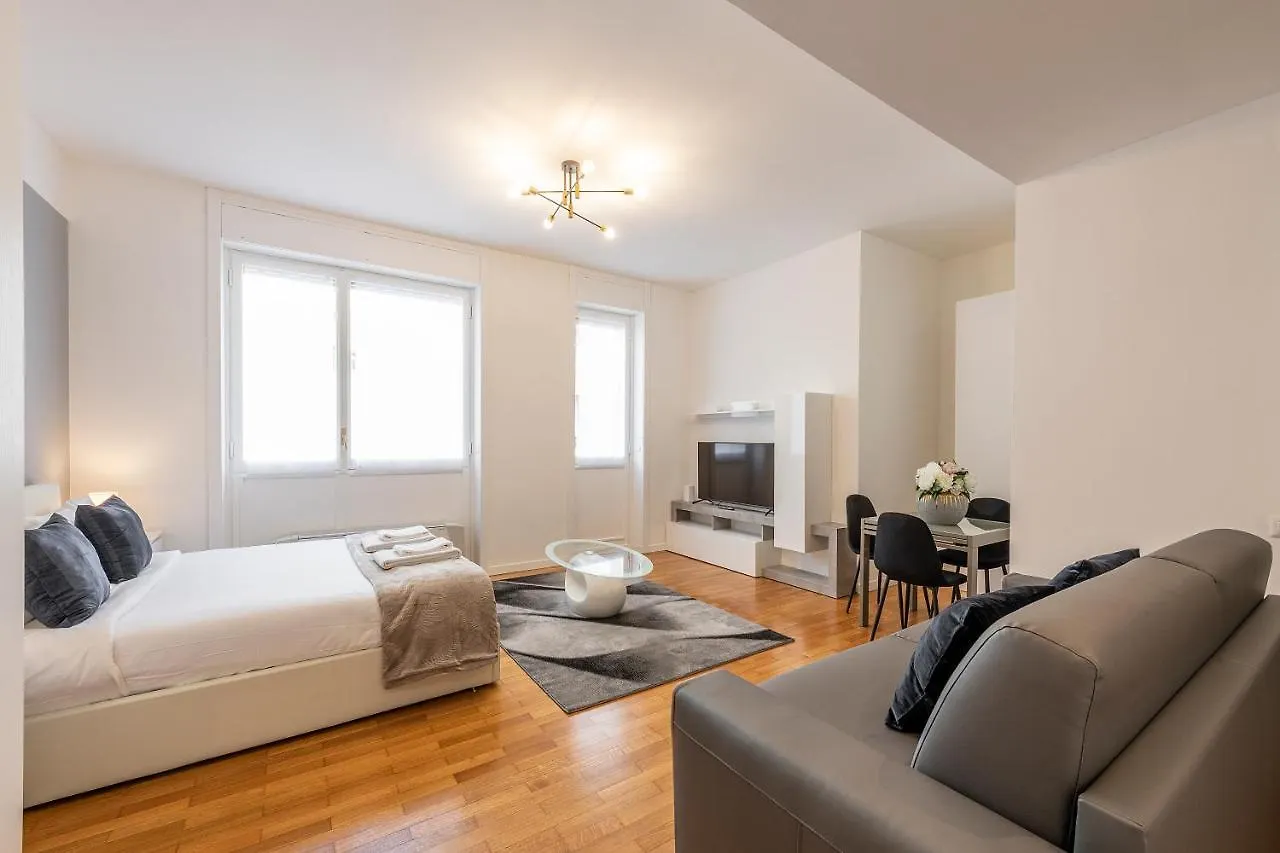 Milan Royal Suites - Centro Cadorna 0*,  Italia