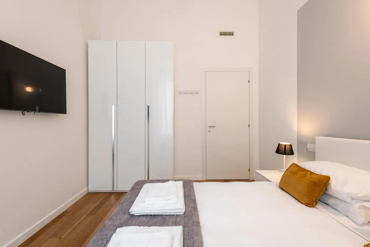 Milan Royal Suites - Centro Cadorna Apartamento